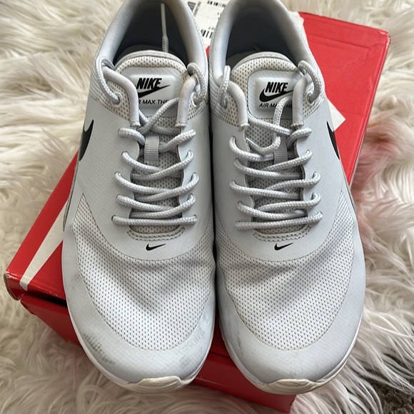 Nike Air Max Thea Sneakers - Picture 4 of 5
